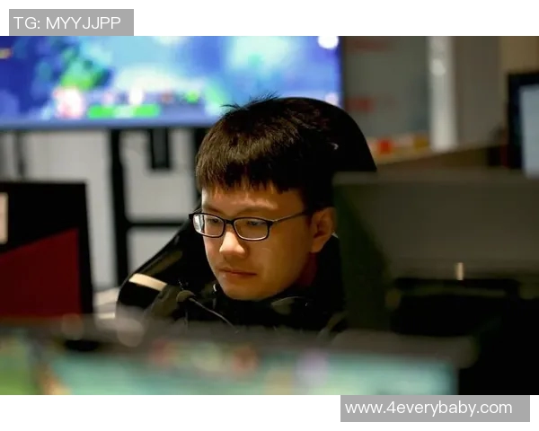 电竞新闻IG战队崛起之路从默默无闻到DOTA2巅峰的奋斗历程